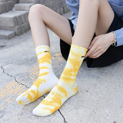 Women Tie-dye Middle Tube Socks